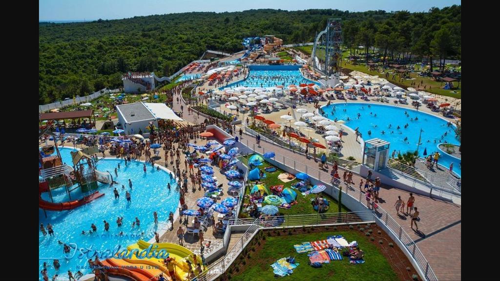 Ivni Apartmani Novigrad Istria Eksteriør billede